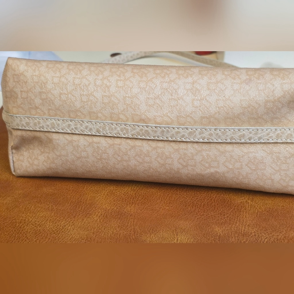 DKNY Cream Elegant Bag Women's - Picture 6 of 8